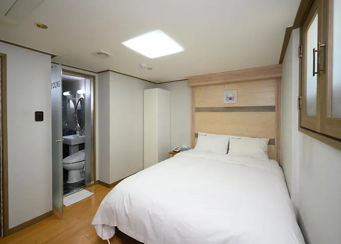 Daeyoung Myeongdong Hotel