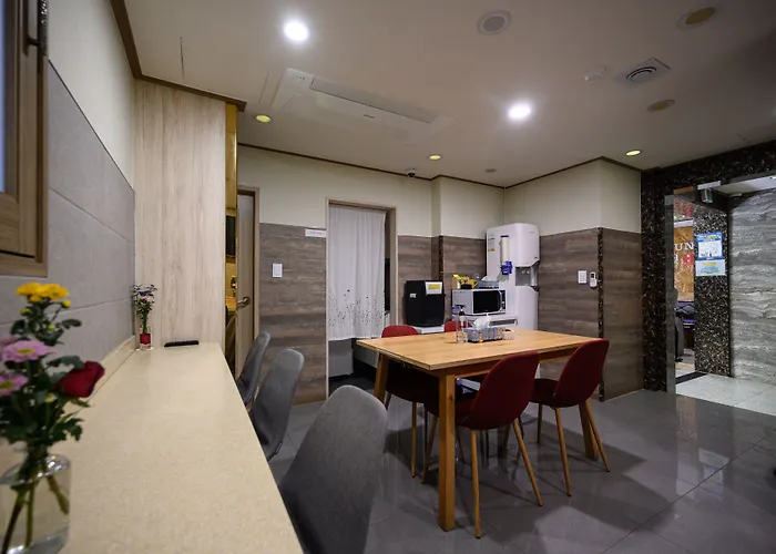 Hotel Daeyoung Myeongdong 3*