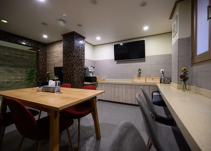 Hotel Daeyoung Myeongdong 3*